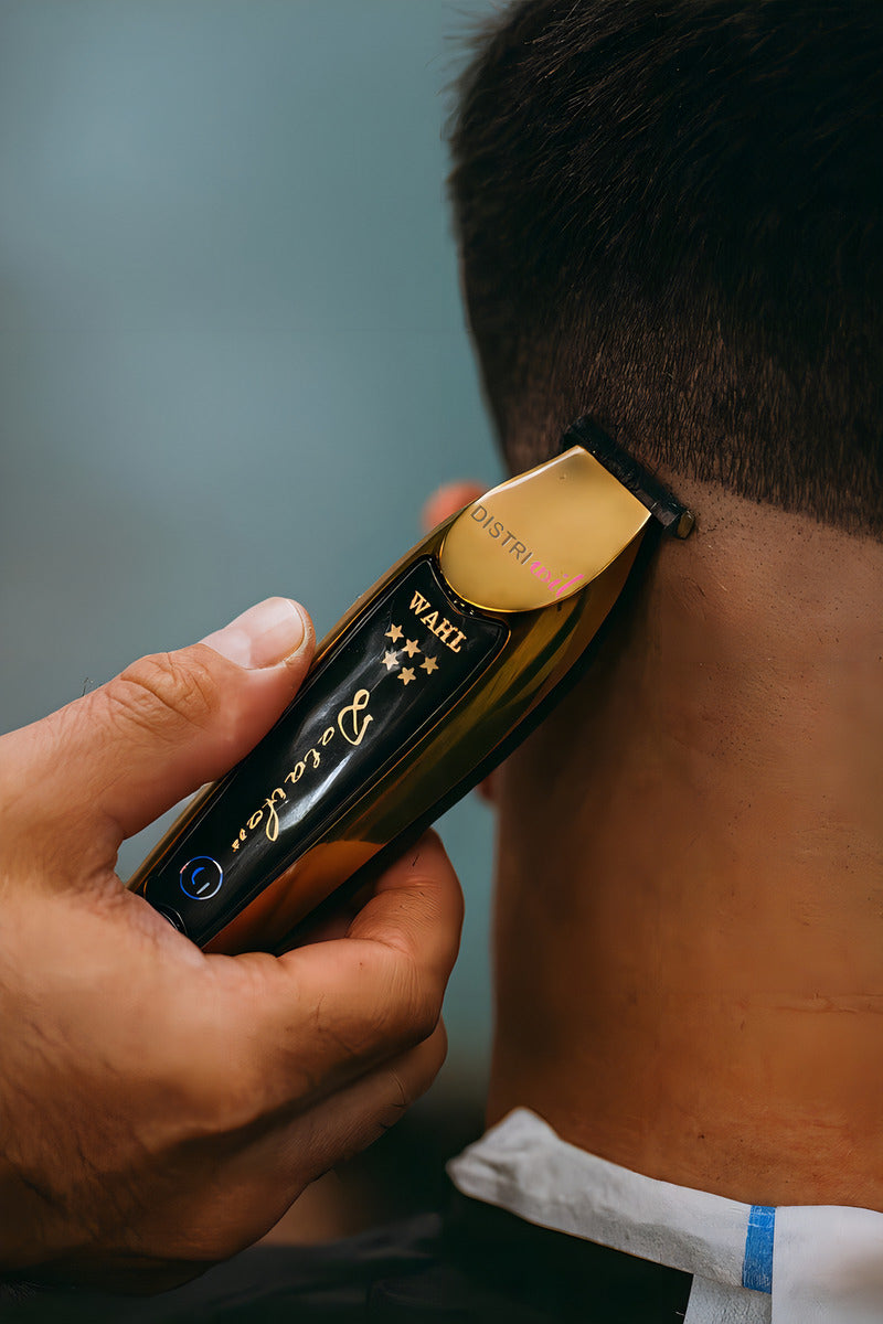 Maquina Corte Profesional Wahl Trimmer Cordless Detailer Li Gold - Cuchillas Superposicion Cero - Bateria Iones Litio - Indicador Led - Cuchillas Diamantadas De Titanio - Ideal Barberia Peluqueria