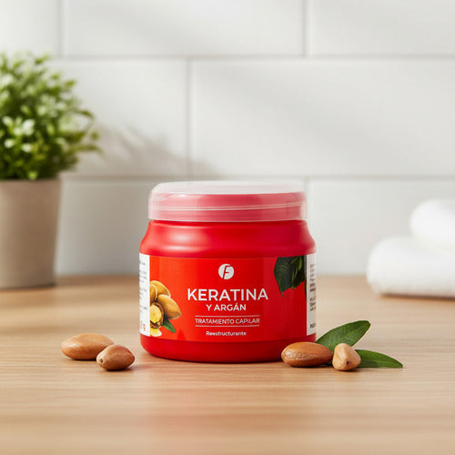 Baño de crema Distriwil con keratina y argán en envase rojo de 240g sobre mesa de madera con frutos de argán