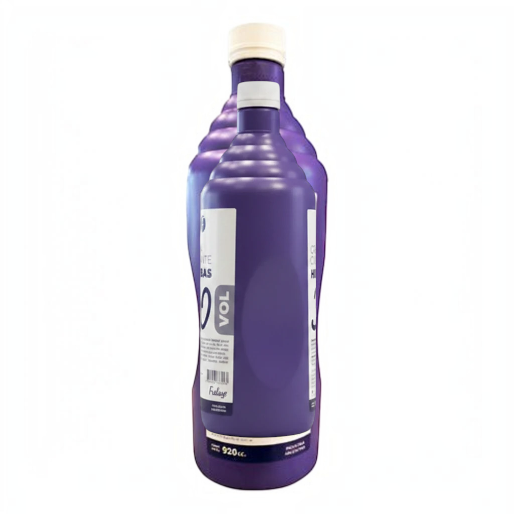 Crema oxidante Frilayp de 30 volúmenes con extractos de hierbas en botella de 920ml de Distriwil