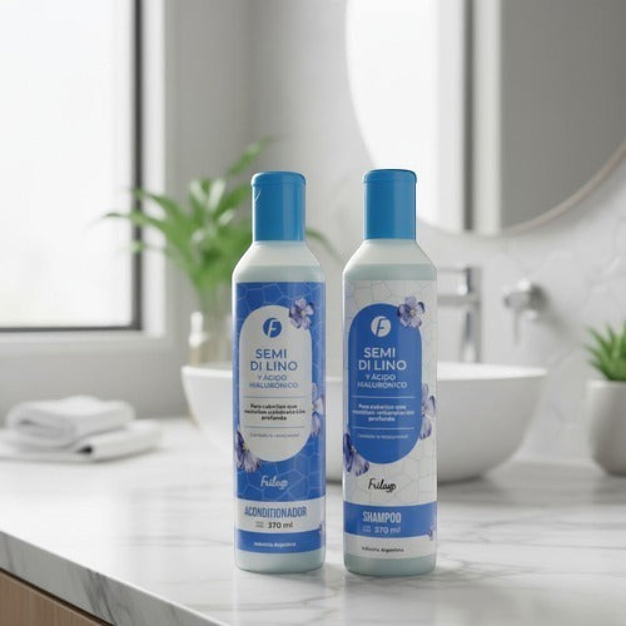 Set de shampoo y acondicionador Distriwil Frilayp con ácido hialurónico y semi di lino en envases de 370 ml