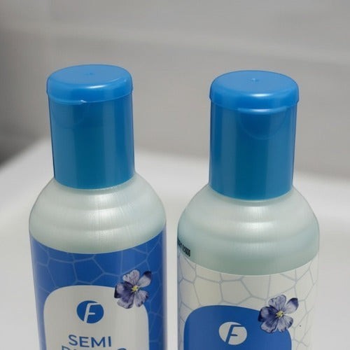 Set de shampoo y acondicionador Distriwil Frilayp con ácido hialurónico y semillas de lino en envases de 740 ml