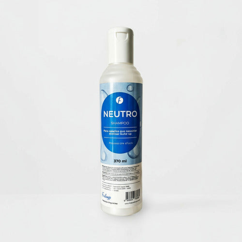 Shampoo neutro Frilayp de 370ml de Distriwil para eliminar residuos del cabello en envase cilíndrico blanco