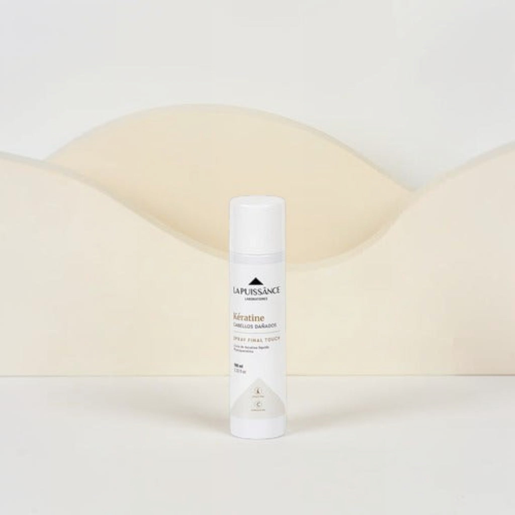 Spray reparador de keratina La Puissance Final Touch para cabello dañado en envase de 100ml de Distriwil